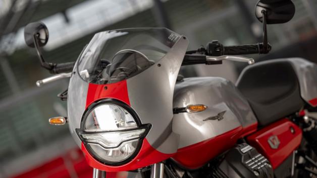 Moto Guzzi V7 Stone Corsa: Με ιδιαίτερη και ξεχωριστή ομορφιά 