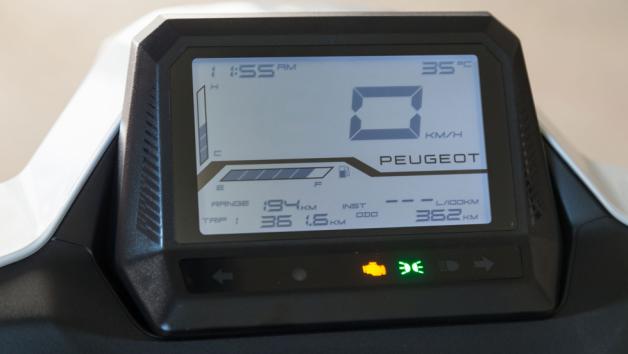Peugeot New Tweet 125: Ευκίνητο Scooter πόλης με 16 ιντσών τροχούς 