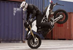 Αφήνιασε το Aprilia Dorsoduro 1200!