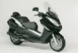 � ������� �������� ����� �� ��������� ����������� ��������� ��� �� scooters ���: Satelis ��� Geopolis. �� Satelis ���� ������� 800 ����, ��� �� Geopolis 700 ���� ����������.