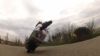 piaggio - �� �������� ��� �� �������� Vespa ����� ���� ��� ������� ��� ������� ���������� ���� ���� ������ ������ �� �� ���������. �� video ��� stuntman, Nicola L Impennatore, ����������� �� ��������.