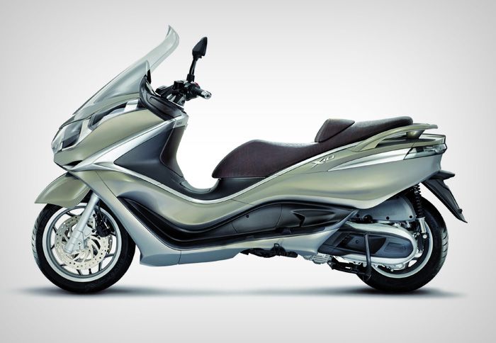 http://www.mototriti.gr/jpg/mtr/390/NEWS/X10_5.jpg