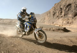 � ������ ������� ��� ���� ���� �� �� ������� �������� ��������� ��� Dakar ��� �� 2011. � ����� ���� ��� ������ �������, ��� ���� �����������. ����, ����� ���� � Simon Tampaxis � ��� ����, ����� ��������; ����� ���� � �������� ����� �������� ��� �������� ������� �� ���������� ��� ��� ������� ����� ��� ������ ��� �� 2011, ���� ����� ��� ���������; 