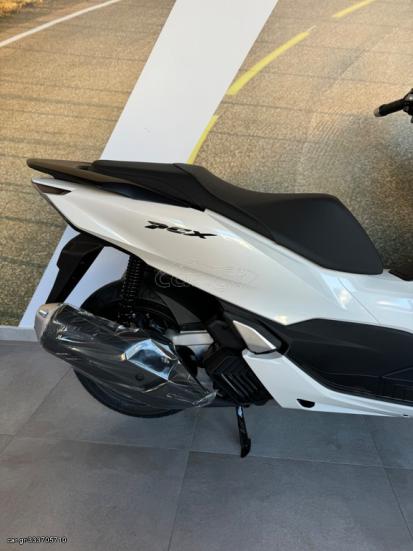 Honda PCX 125 - ΒS 2024 - 3 490 EUR Καινούργιες - Μεταχειρισμένες Μοτοσυκλέτες
