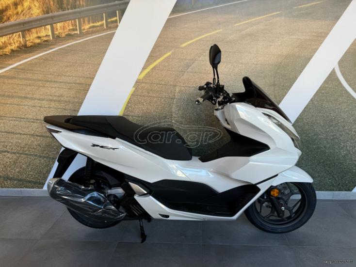 Honda PCX 125 - ΒS 2024 - 3 490 EUR Καινούργιες - Μεταχειρισμένες Μοτοσυκλέτες