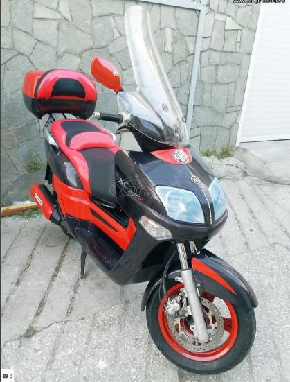 Yamaha XC 300 Versity -  2006 - 1 799 EUR Καινούργιες - Μεταχειρισμένες Μοτοσυκλ