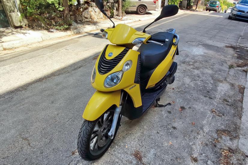 Piaggio Carnaby 125 - ES 2008 - 1 200 EUR Καινούργιες - Μεταχειρισμένες Μοτοσυκλ