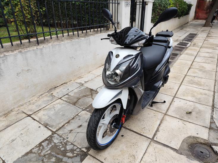 Sym Symphony SR 150 -  2015 - 1 300 EUR Καινούργιες - Μεταχειρισμένες Μοτοσυκλέτ