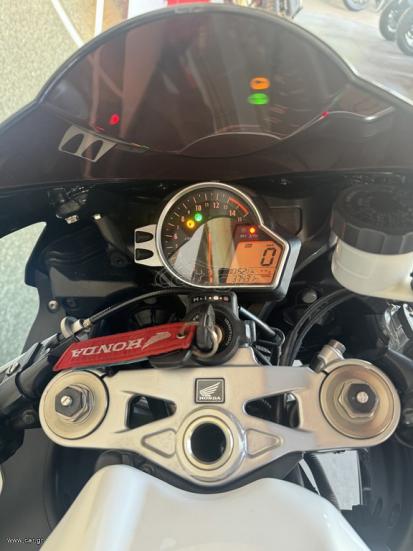Honda CBR 1000RR -  2008 - 7 000 EUR Καινούργιες - Μεταχειρισμένες Μοτοσυκλέτες