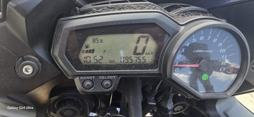 Yamaha FZ1 Fazer -  2007 - 5 000 EUR Καινούργιες - Μεταχειρισμένες Μοτοσυκλέτες