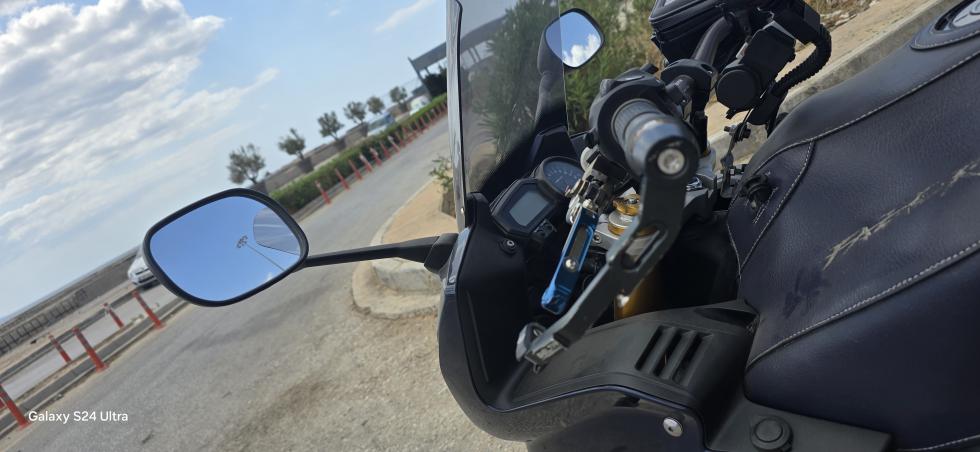 Yamaha FZ1 Fazer -  2007 - 5 000 EUR Καινούργιες - Μεταχειρισμένες Μοτοσυκλέτες