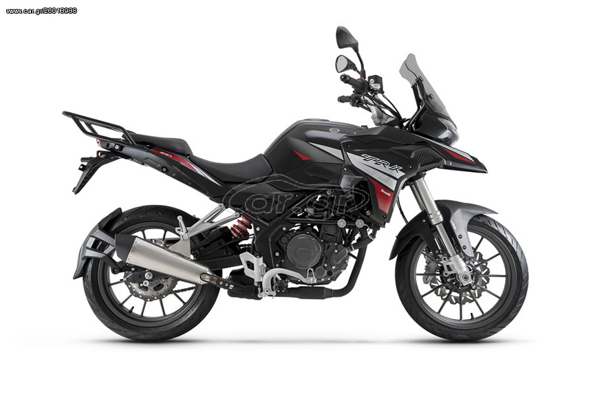 Benelli TRK 251 -  2022 - 4 400 EUR Καινούργιες - Μεταχειρισμένες Μοτοσυκλέτες