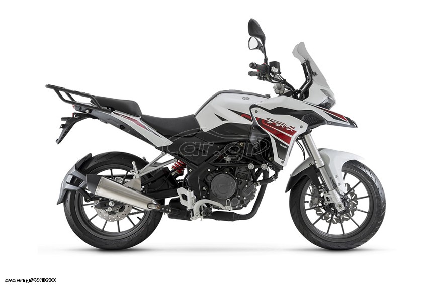 Benelli TRK 251 -  2022 - 4 400 EUR Καινούργιες - Μεταχειρισμένες Μοτοσυκλέτες