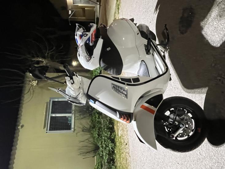 Vespa GTS Super Sport -  2024 - 4 600 EUR Καινούργιες - Μεταχειρισμένες Μοτοσυκλ