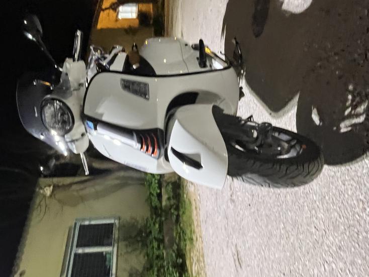 Vespa GTS Super Sport -  2024 - 4 600 EUR Καινούργιες - Μεταχειρισμένες Μοτοσυκλ