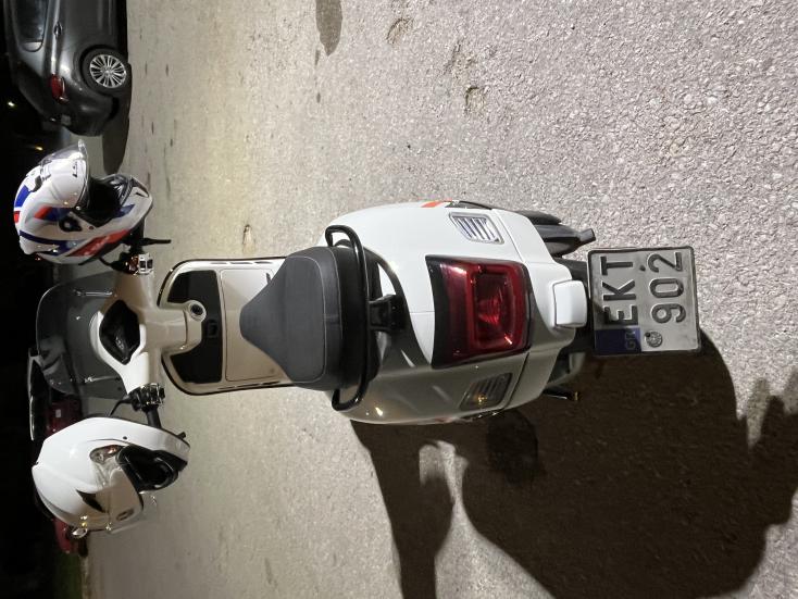 Vespa GTS Super Sport -  2024 - 4 600 EUR Καινούργιες - Μεταχειρισμένες Μοτοσυκλ