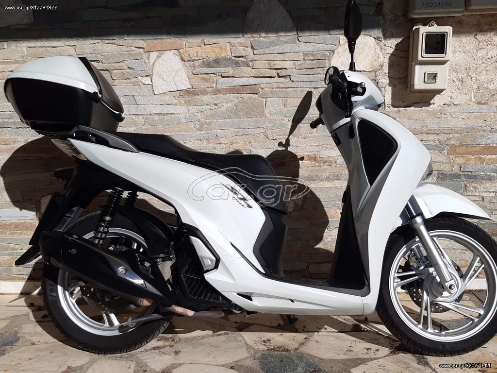 Honda SH 150i -  2018 - 2 999 EUR Καινούργιες - Μεταχειρισμένες Μοτοσυκλέτες