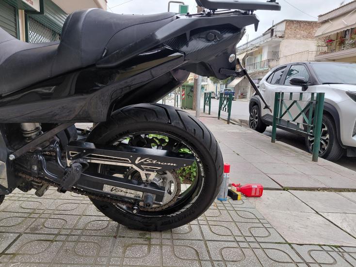 Suzuki DL 650 V-STROM - Dl 2005 - 3 900 EUR Καινούργιες - Μεταχειρισμένες Μοτοσυ