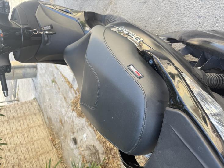 Piaggio Beverly 300 - Police  2016 - 2 800 EUR Καινούργιες - Μεταχειρισμένες Μοτ