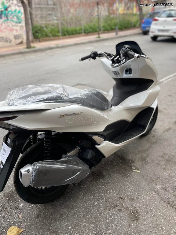 Honda PCX 125 -  2022 - 3 380 EUR Καινούργιες - Μεταχειρισμένες Μοτοσυκλέτες