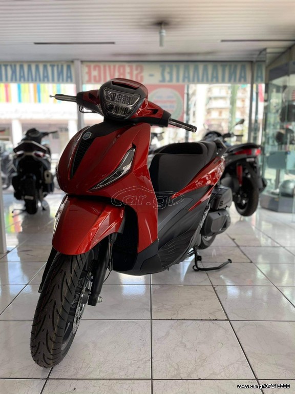 Piaggio Beverly 400 -  2022 - 5 990 EUR Καινούργιες - Μεταχειρισμένες Μοτοσυκλέτ