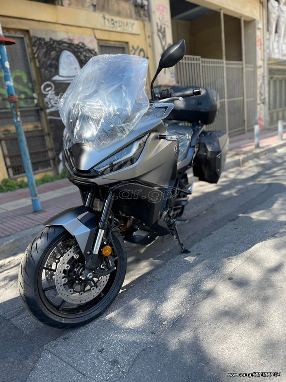 Honda  -  2022 - 15 600 EUR Καινούργιες - Μεταχειρισμένες Μοτοσυκλέτες