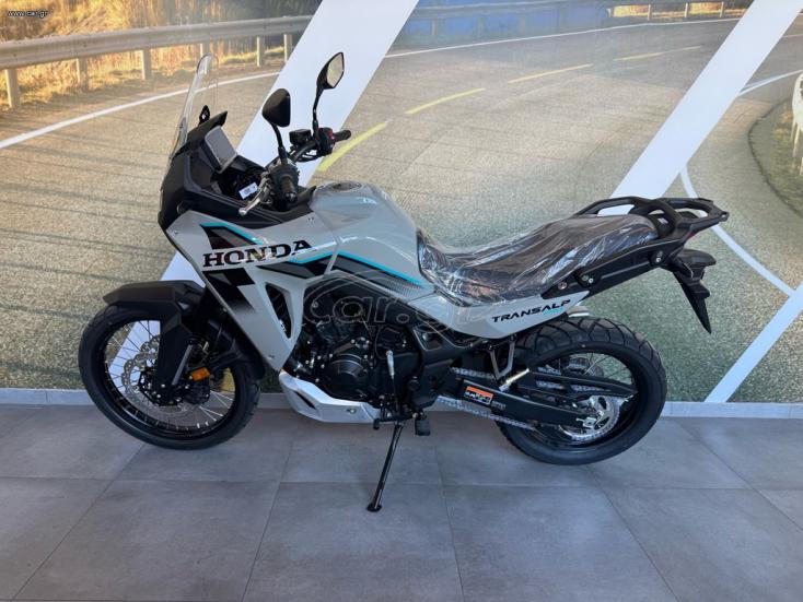 Honda Transalp - 750 XL E-clutch 2026 - 12 000 EUR Καινούργιες - Μεταχειρισμένες