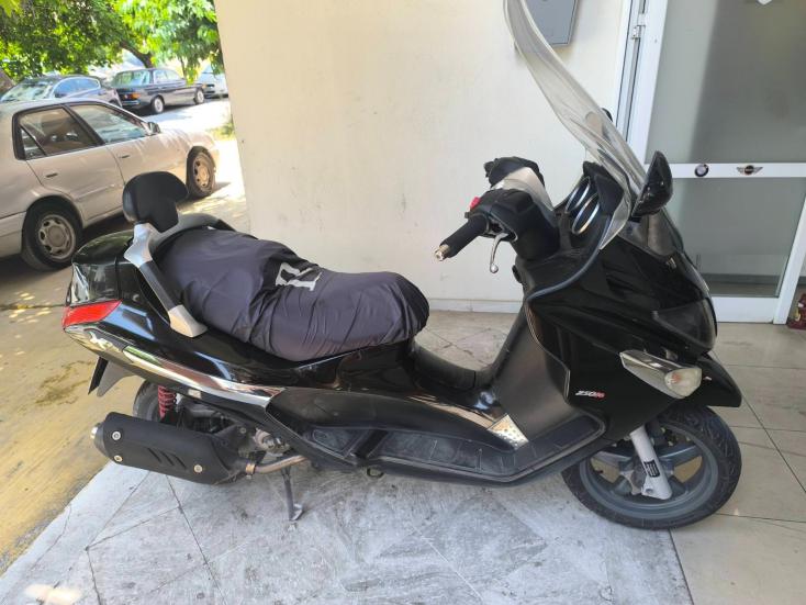 Piaggio XEvo 250 - Gti 2010 - 1 500 EUR Καινούργιες - Μεταχειρισμένες Μοτοσυκλέτ