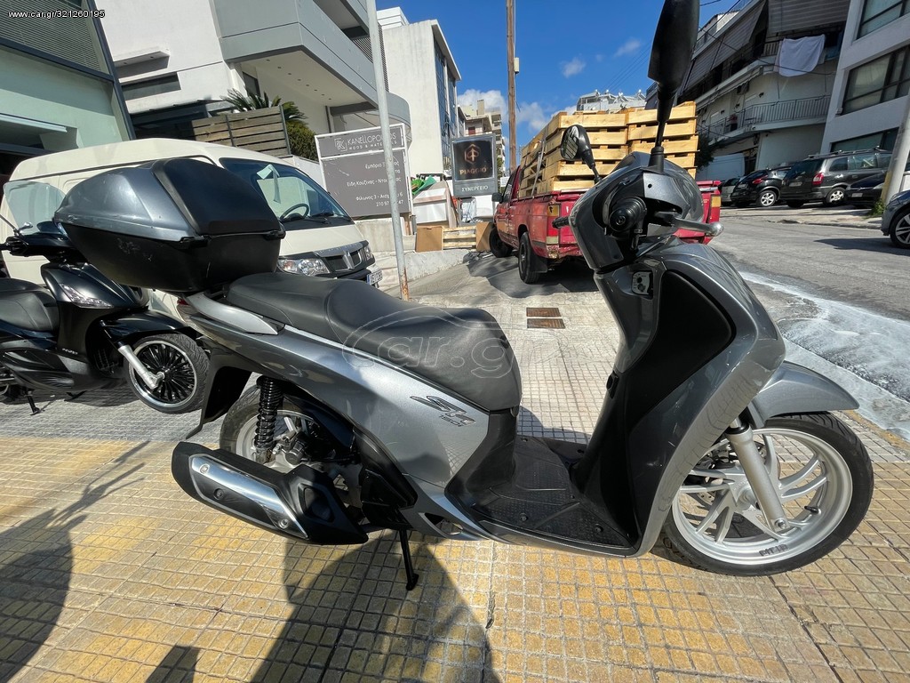 Honda SH 150i -  2015 - 2 300 EUR Καινούργιες - Μεταχειρισμένες Μοτοσυκλέτες