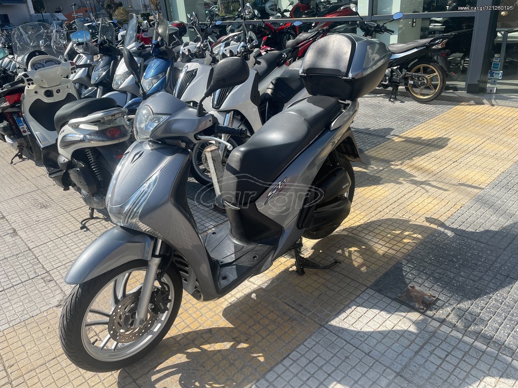 Honda SH 150i -  2015 - 2 300 EUR Καινούργιες - Μεταχειρισμένες Μοτοσυκλέτες