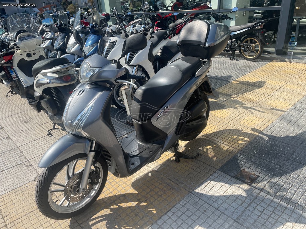 Honda SH 150i -  2015 - 2 300 EUR Καινούργιες - Μεταχειρισμένες Μοτοσυκλέτες