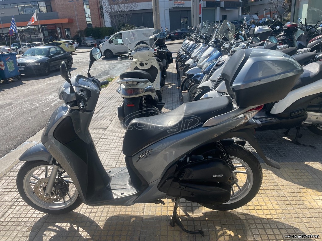 Honda SH 150i -  2015 - 2 300 EUR Καινούργιες - Μεταχειρισμένες Μοτοσυκλέτες