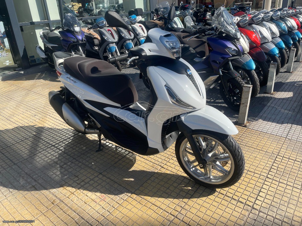 Piaggio Beverly 300 -  2021 - 4 500 EUR Καινούργιες - Μεταχειρισμένες Μοτοσυκλέτ