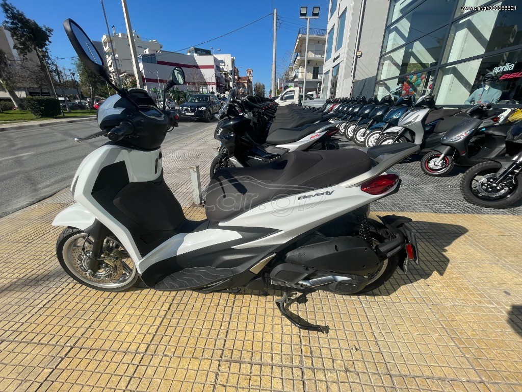 Piaggio Beverly 300 -  2021 - 4 500 EUR Καινούργιες - Μεταχειρισμένες Μοτοσυκλέτ