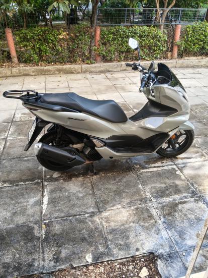 Honda PCX 125 -  24 - 2 200 EUR Καινούργιες - Μεταχειρισμένες Μοτοσυκλέτες