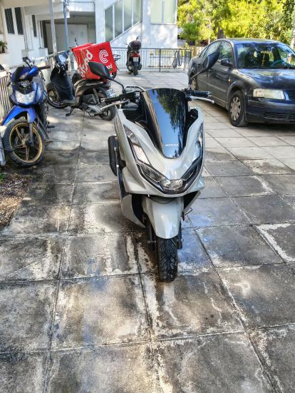 Honda PCX 125 -  24 - 2 200 EUR Καινούργιες - Μεταχειρισμένες Μοτοσυκλέτες