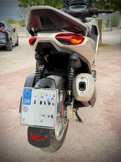 Piaggio Beverly 300 -  2024 - 4 300 EUR Καινούργιες - Μεταχειρισμένες Μοτοσυκλέτ