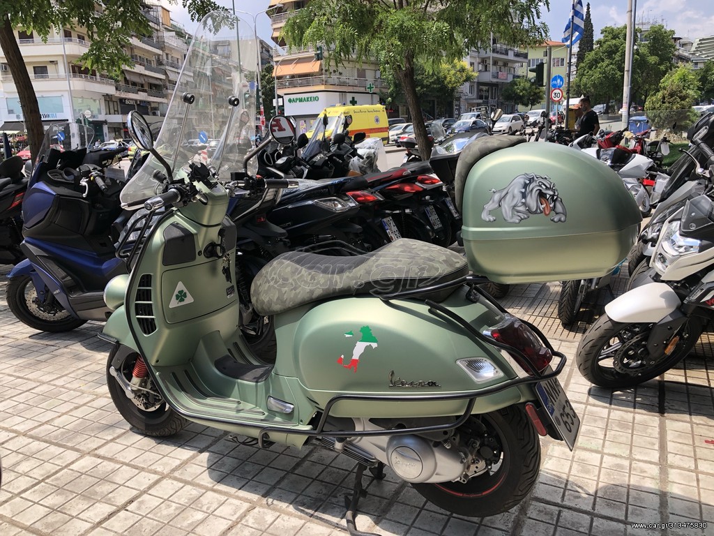 Vespa GTS 300 -  2019 - 4 995 EUR Καινούργιες - Μεταχειρισμένες Μοτοσυκλέτες