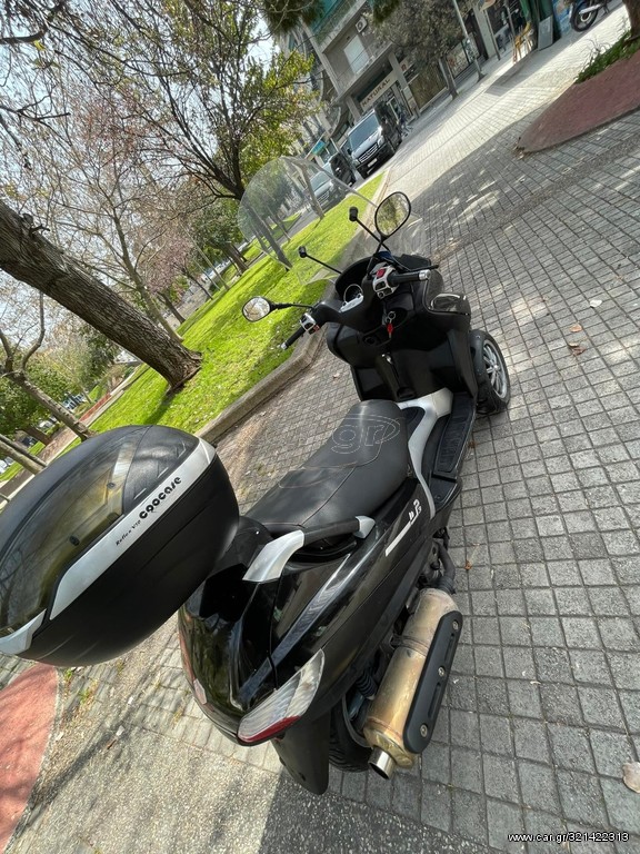 Piaggio MP3 400 -  2008 - 1 990 EUR Καινούργιες - Μεταχειρισμένες Μοτοσυκλέτες