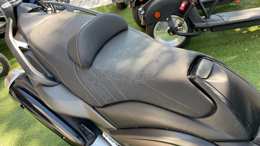 Yamaha T-Max 530 -  2015 - 8 495 EUR Καινούργιες - Μεταχειρισμένες Μοτοσυκλέτες