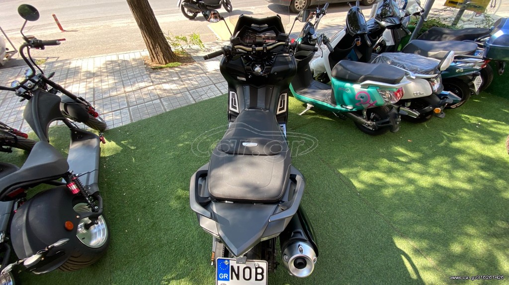 Yamaha T-Max 530 -  2015 - 8 495 EUR Καινούργιες - Μεταχειρισμένες Μοτοσυκλέτες