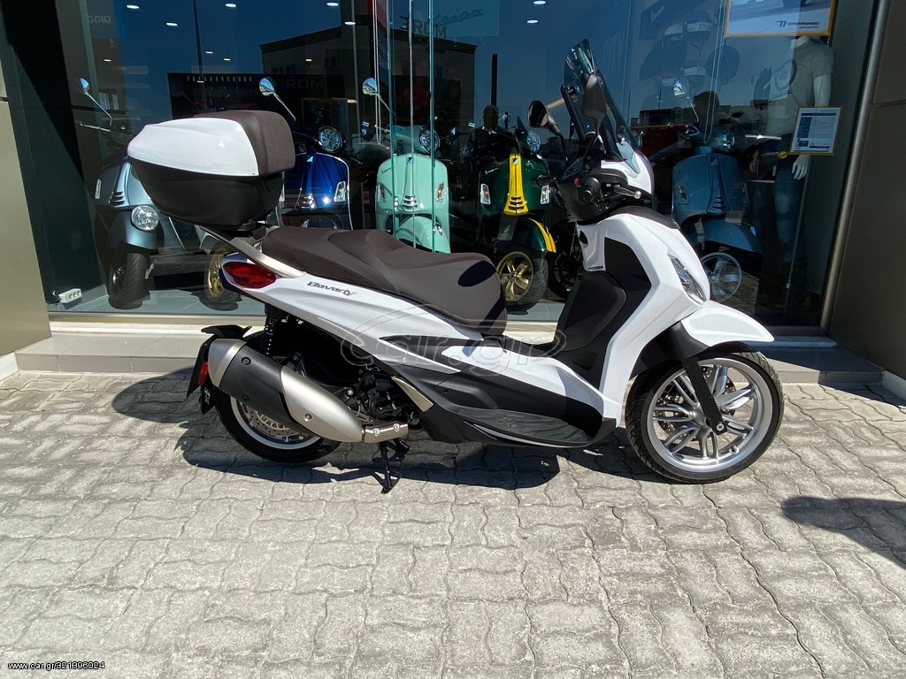 Piaggio Beverly 300 -  2021 - 4 450 EUR Καινούργιες - Μεταχειρισμένες Μοτοσυκλέτ