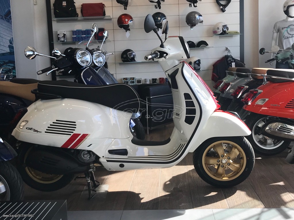 Vespa GTS 300 -  2022 - 5 390 EUR Καινούργιες - Μεταχειρισμένες Μοτοσυκλέτες