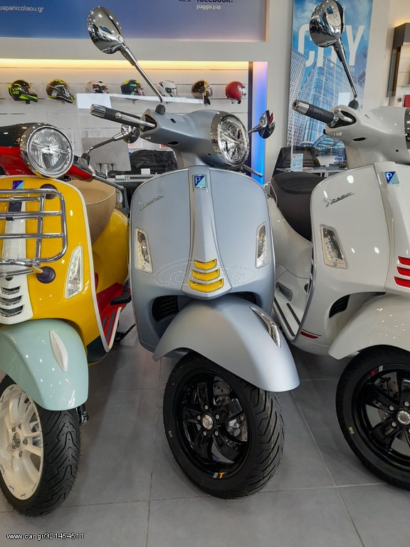 Vespa GTS 300 -  2022 - 5 640 EUR Καινούργιες - Μεταχειρισμένες Μοτοσυκλέτες