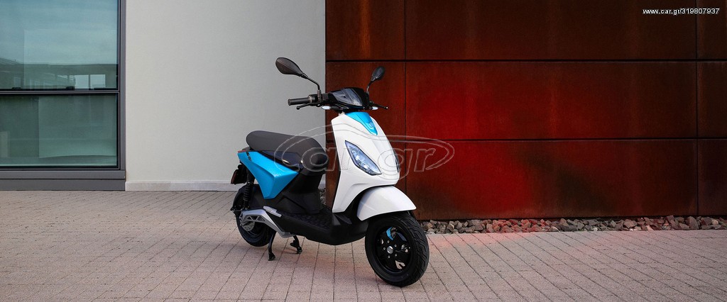 Piaggio  -  2021 - 3 390 EUR Καινούργιες - Μεταχειρισμένες Μοτοσυκλέτες