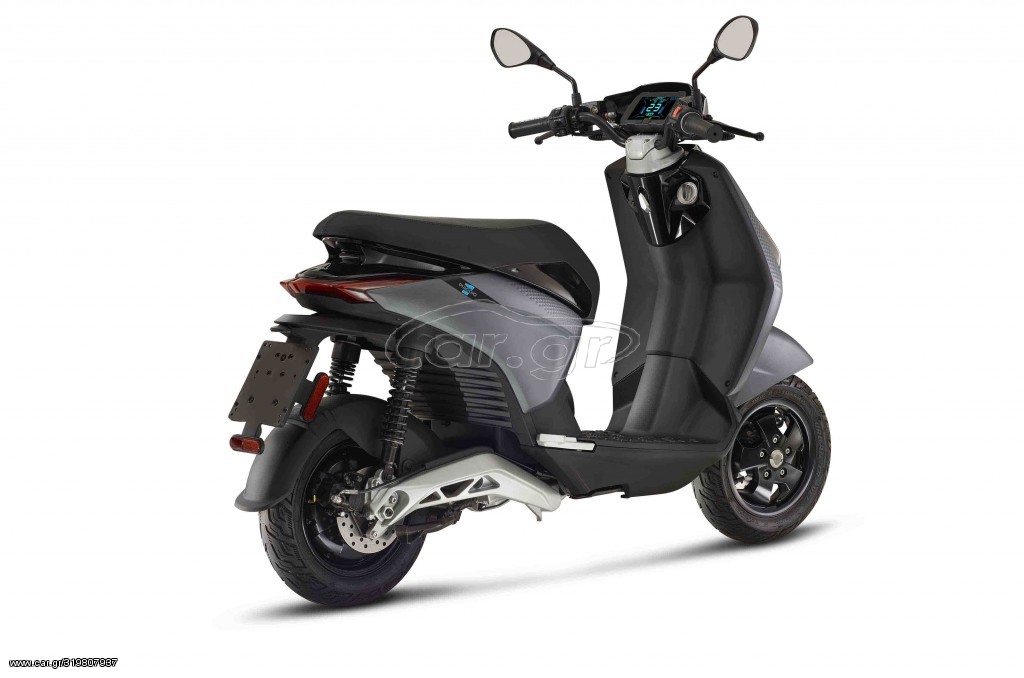 Piaggio  -  2021 - 3 390 EUR Καινούργιες - Μεταχειρισμένες Μοτοσυκλέτες