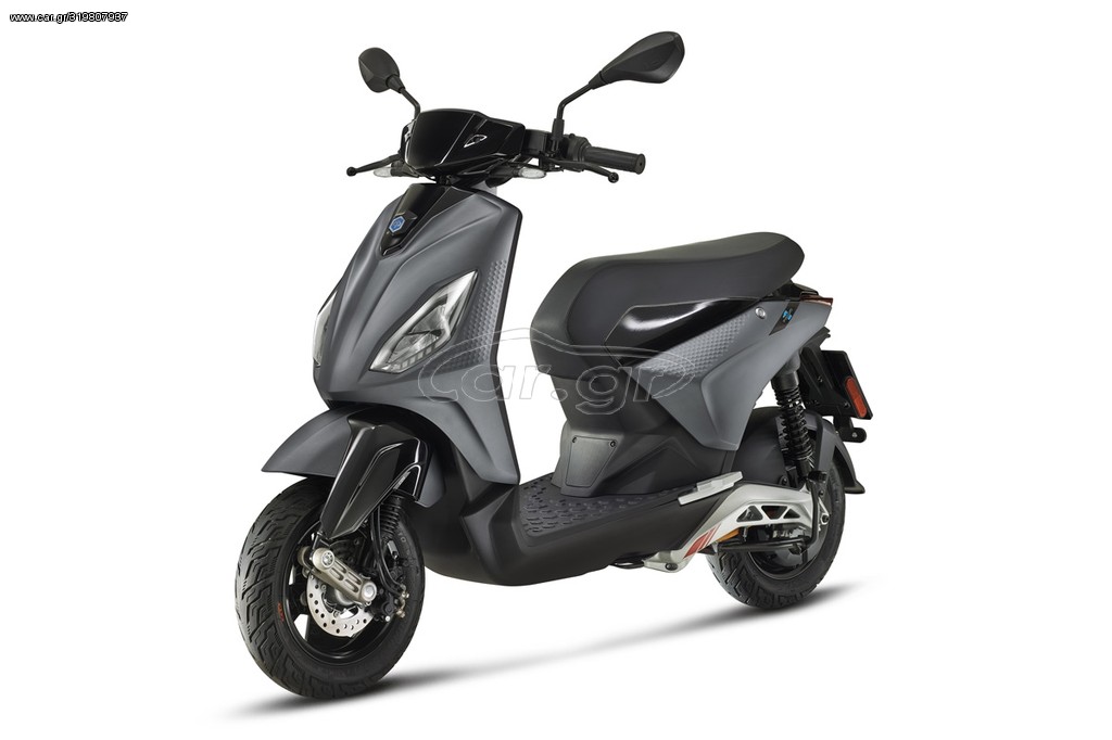 Piaggio  -  2021 - 3 390 EUR Καινούργιες - Μεταχειρισμένες Μοτοσυκλέτες