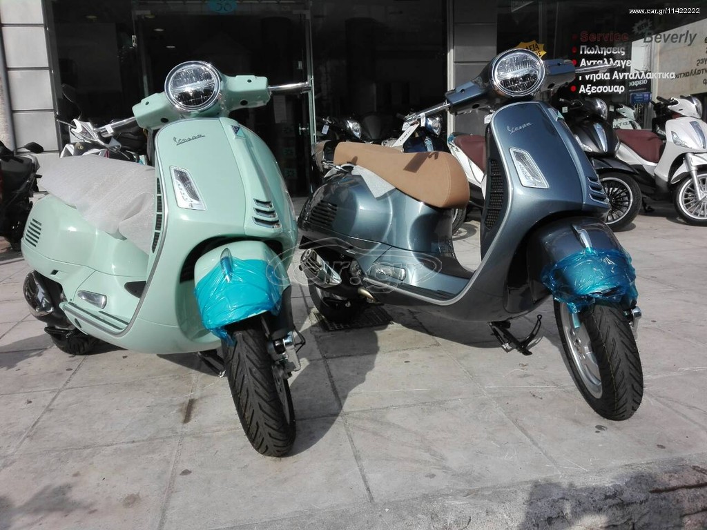 Vespa GTS 300 -  2022 - 4 750 EUR Καινούργιες - Μεταχειρισμένες Μοτοσυκλέτες