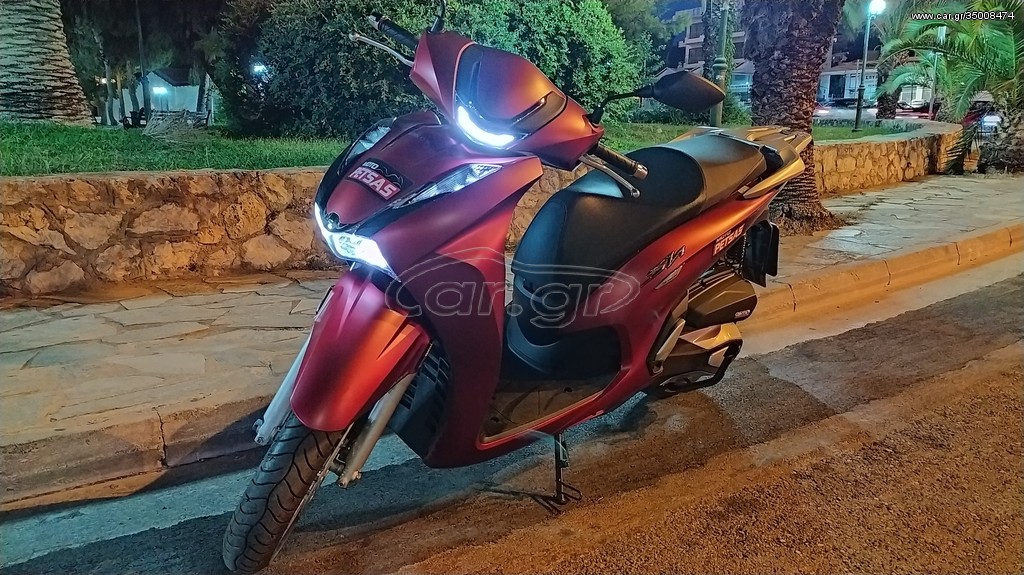 Honda SH 350 -  2022 - 5 750 EUR Καινούργιες - Μεταχειρισμένες Μοτοσυκλέτες