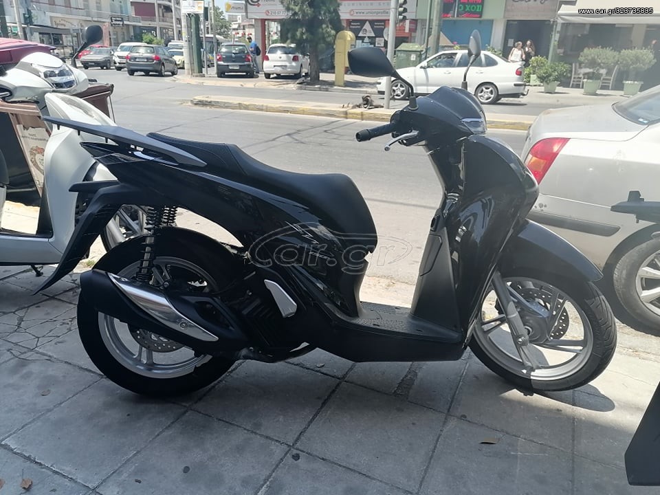 Honda SH 150i -  2021 - 3 450 EUR Καινούργιες - Μεταχειρισμένες Μοτοσυκλέτες